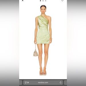 NWT Elliatt Harp Dress in Avacado